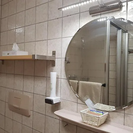 Blankhof 1 Apartman *